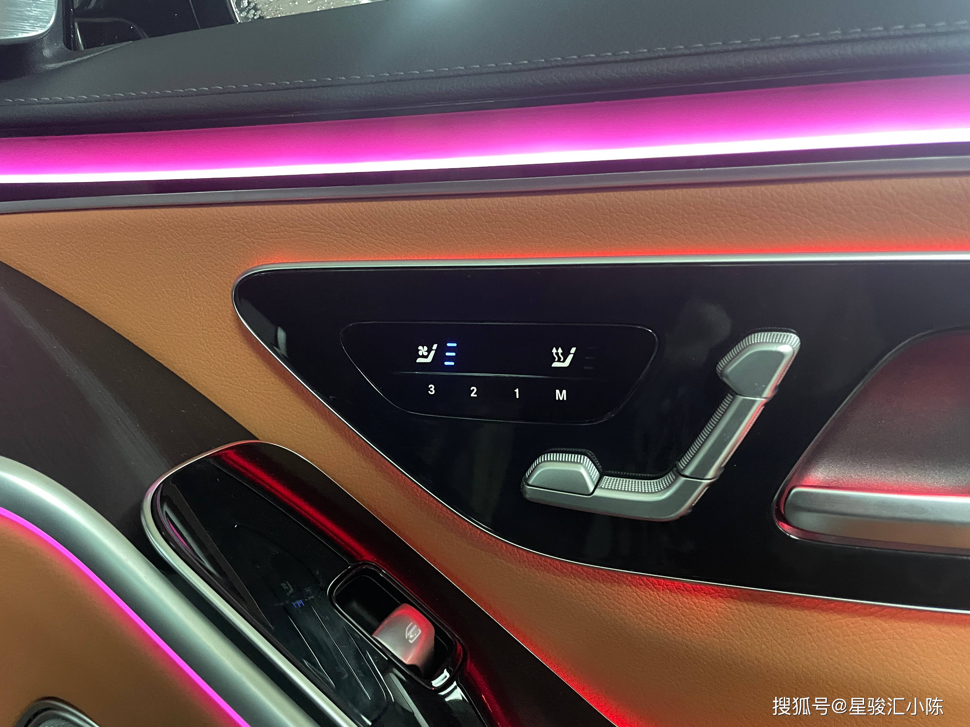 奔驰S400L商务型升级前排通风座椅功能,还带有三个记忆用车更完美了