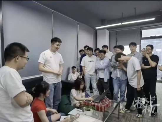 市值风云杨董事长的朋友圈帖子:欢迎大家都来余杭区创业