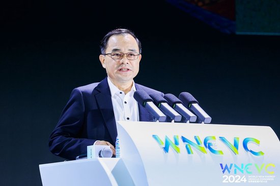 朱华荣:流量时代只要敢做就能一夜成名,但要有底线