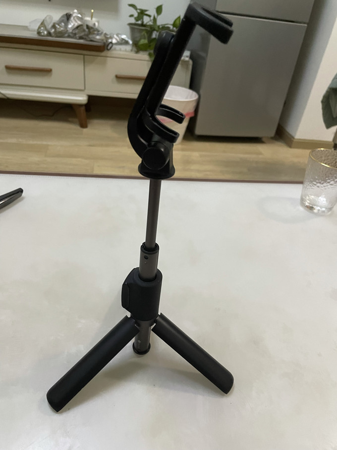 华为手机用自拍杆怎么设置方法(华为有线耳机插上还是外放怎么办) 华为手机用自拍杆怎么设置方法(华为有线耳机插上还是外放怎么办)